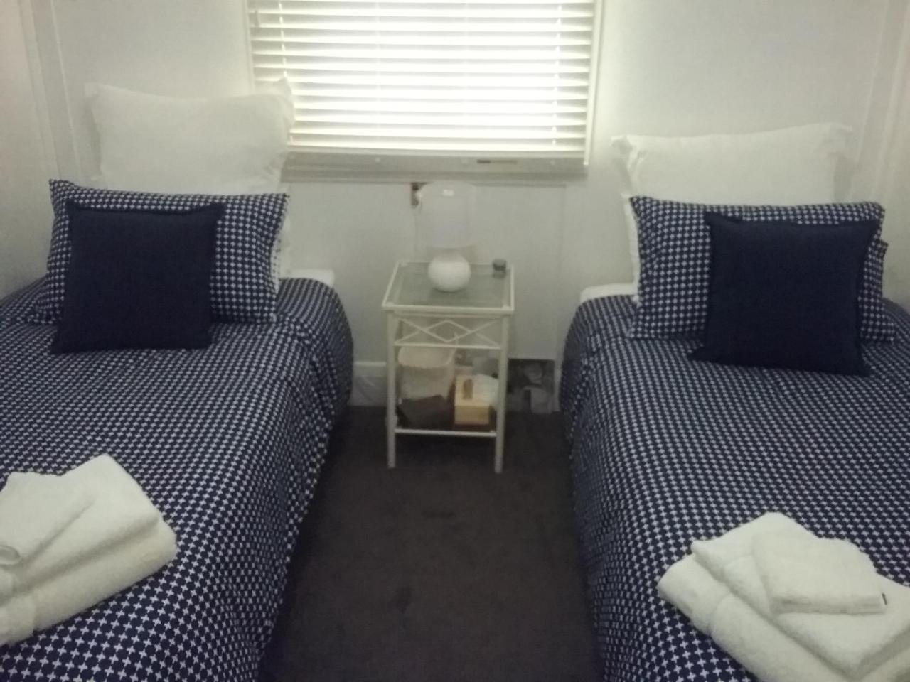 Langley Cottage B&B คูนาแบราบรัน ภายนอก รูปภาพ